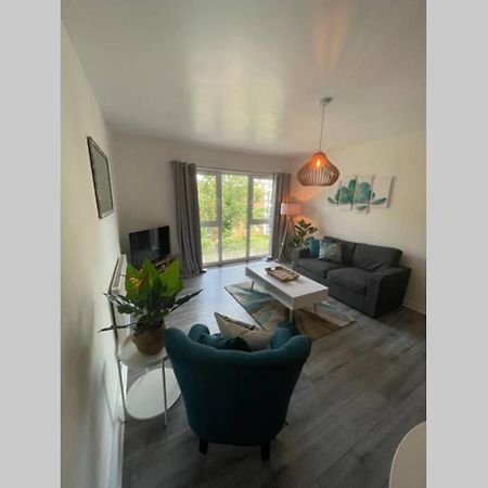 27 Lock Keepers Court By Mia Living Spacious 2 Bedroom Apartment With Free Parking 卡迪夫 外观 照片