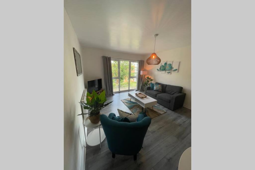 27 Lock Keepers Court By Mia Living Spacious 2 Bedroom Apartment With Free Parking 卡迪夫 外观 照片